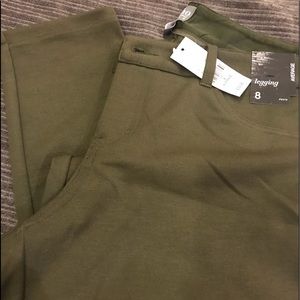 NWT Olive green legging